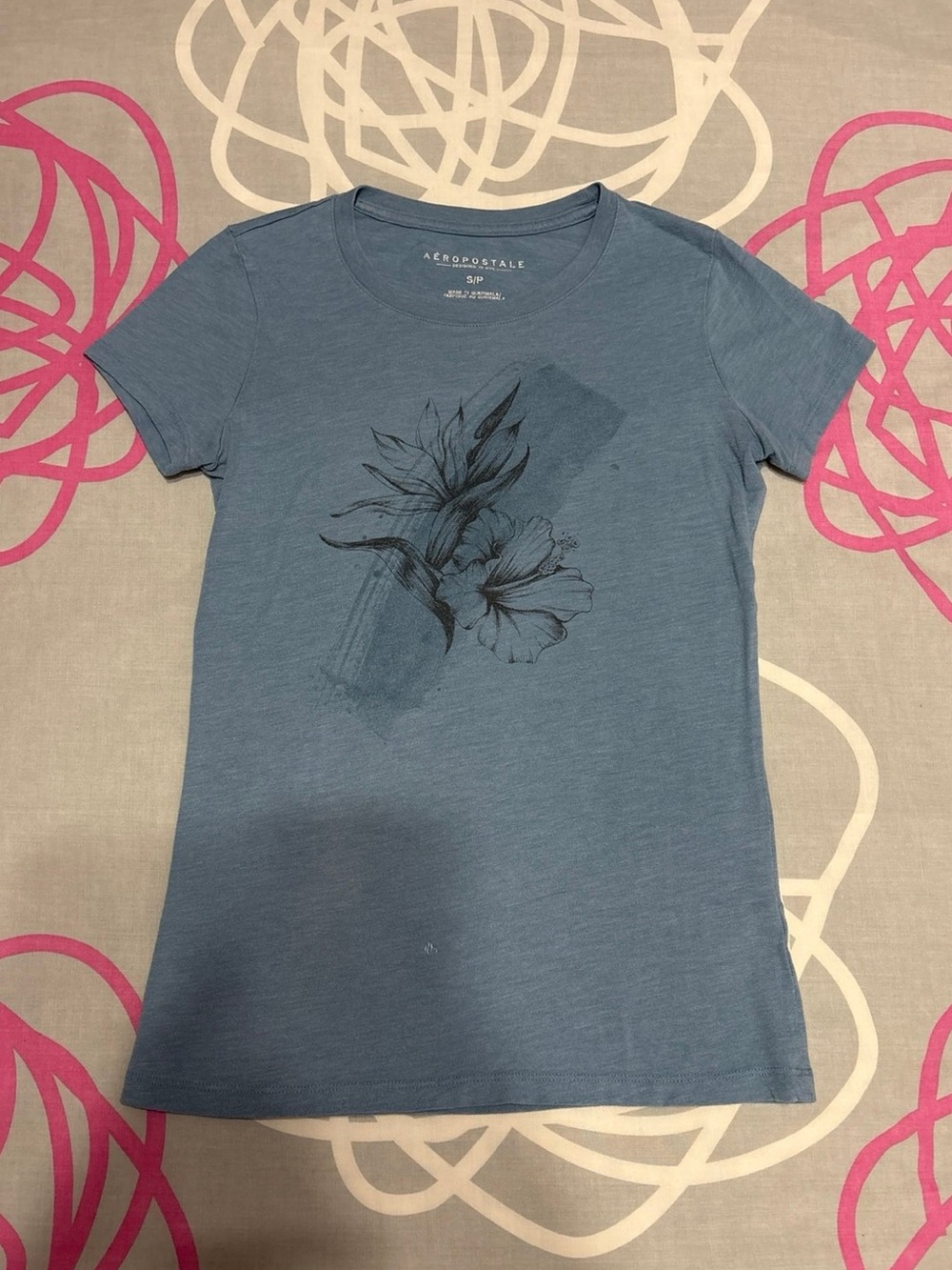 Aeropostale Blue Graphic Tee with Flower Design